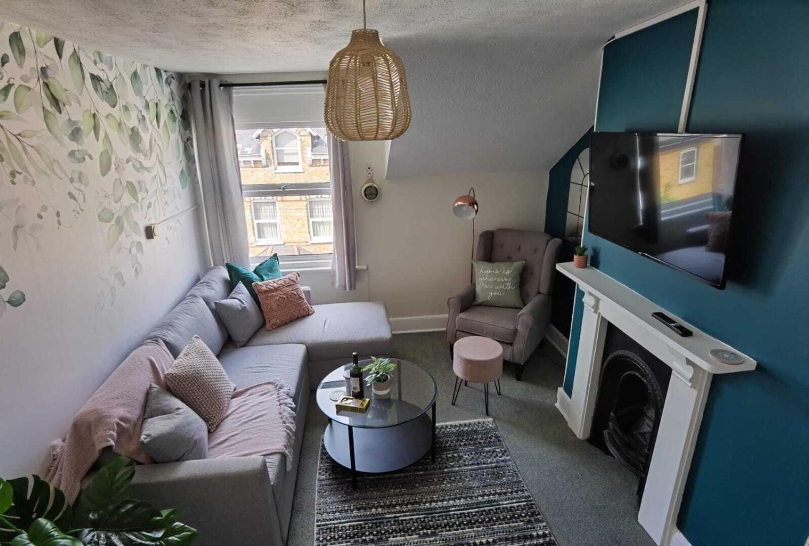 Ferienwohnung Raleigh Ff&Tf - 1 Bed Georgian Flat In The Centre Of Exeter, Free Parking With Wifi Zimmer foto